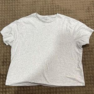 Abercrombie & Fitch Gray Short Sleeve Tee